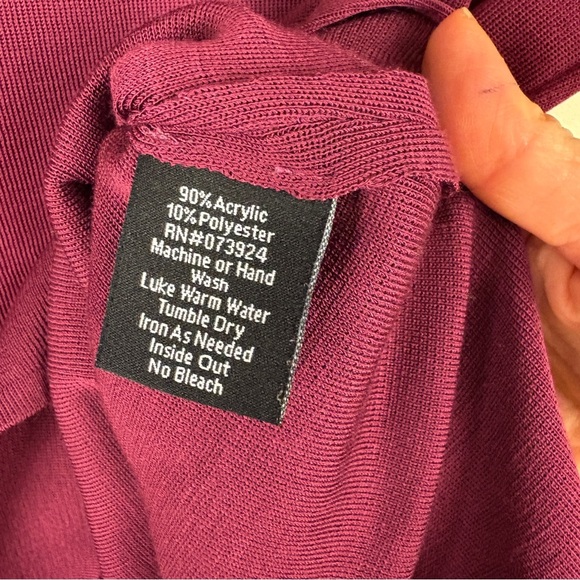 Misook Deep Burgundy Red Knit Sleeveless Tank Top - Picture 6 of 6